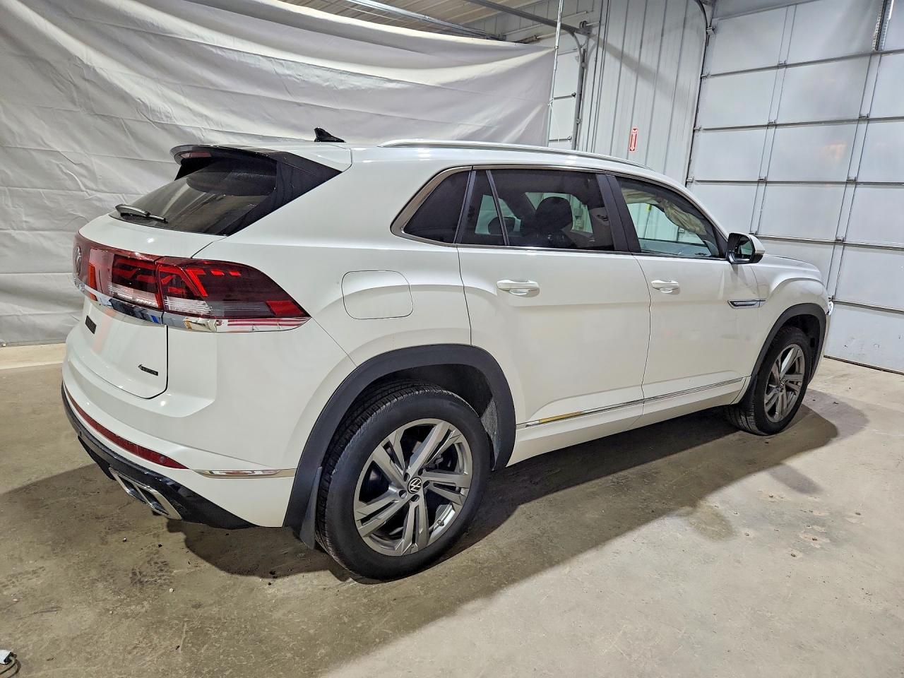 Volkswagen Atlas Cross Sport SEL R-Line 2024 2