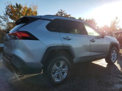 Toyota RAV4 XLE 2022 3