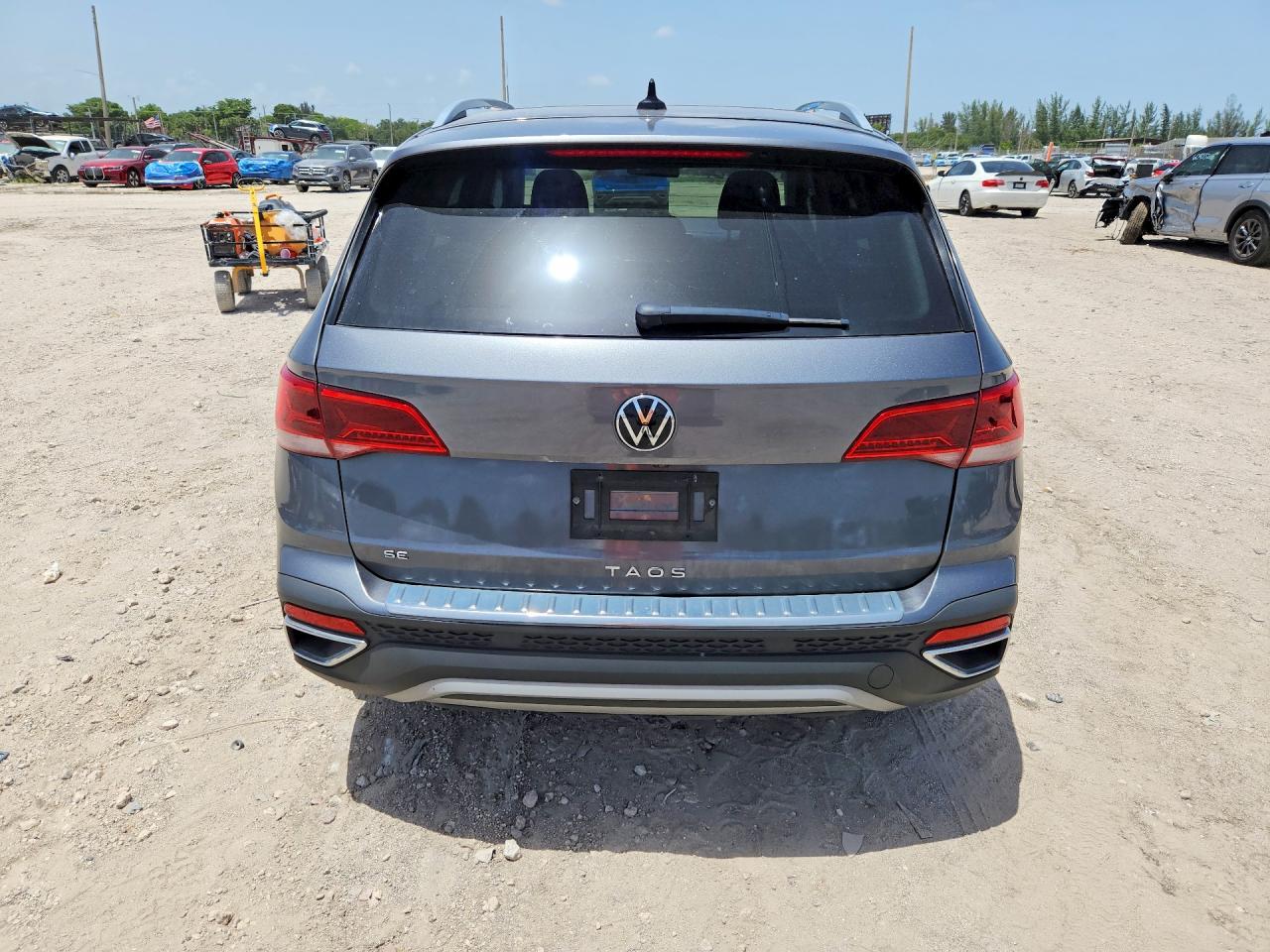 Volkswagen Taos SE 2022 5