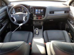 Mitsubishi Outlander SEL Hybrid 2021 7