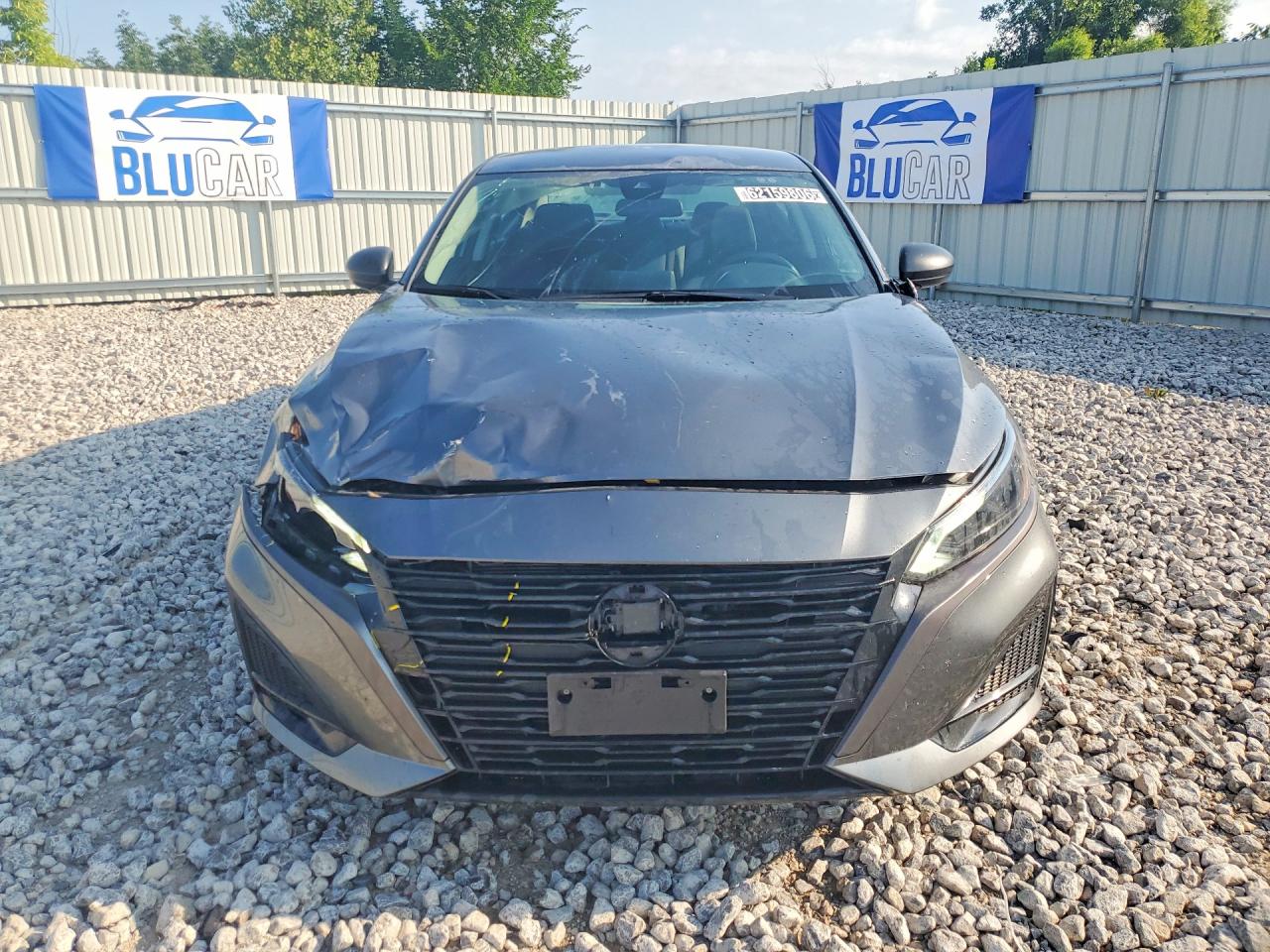 Nissan Altima Sv 2026 4