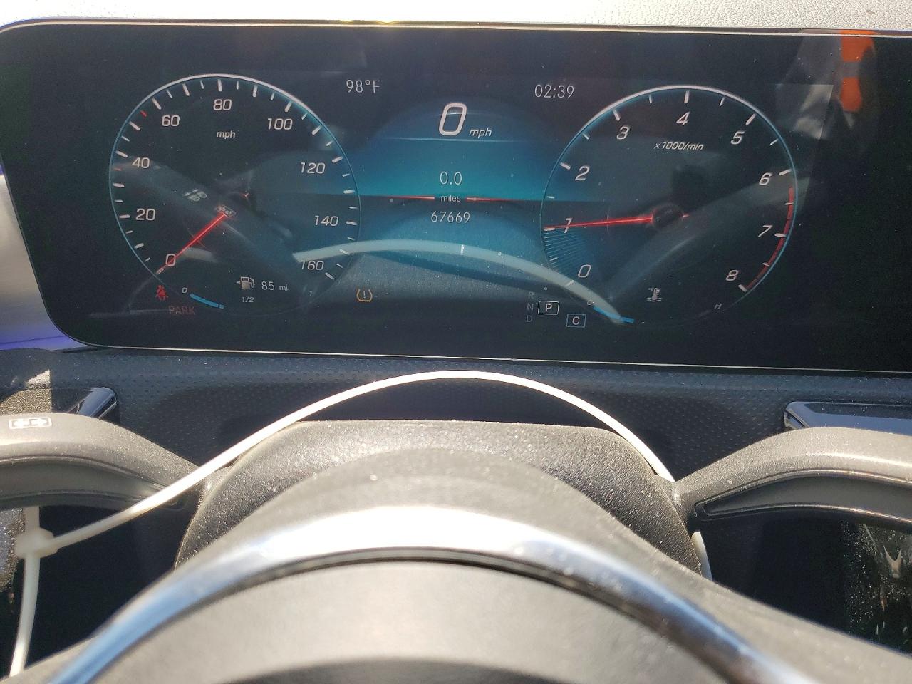 Mercedes-Benz A 220 2021 8