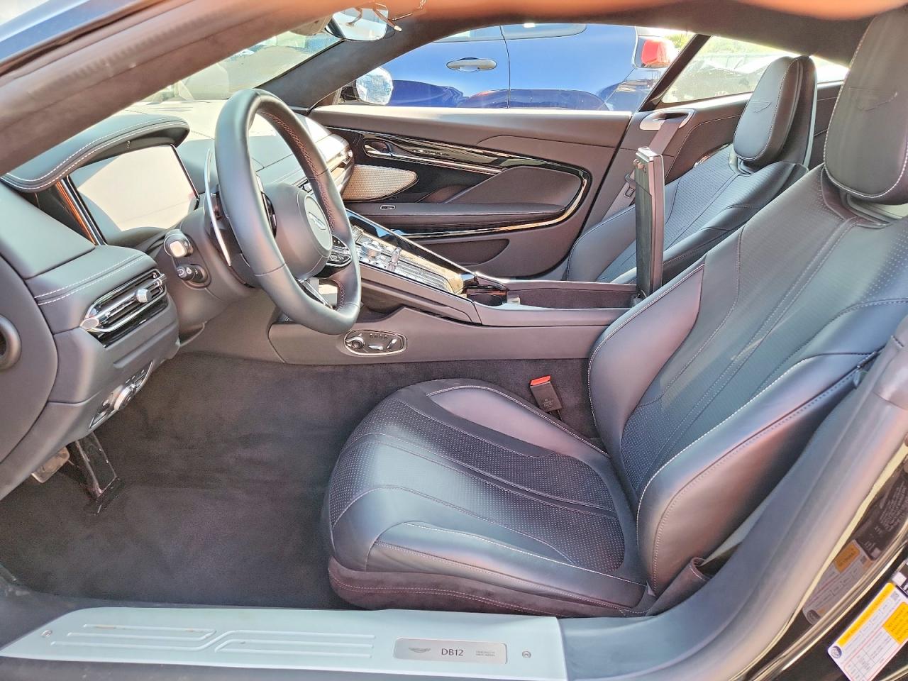 Aston Martin Db12 2024 6