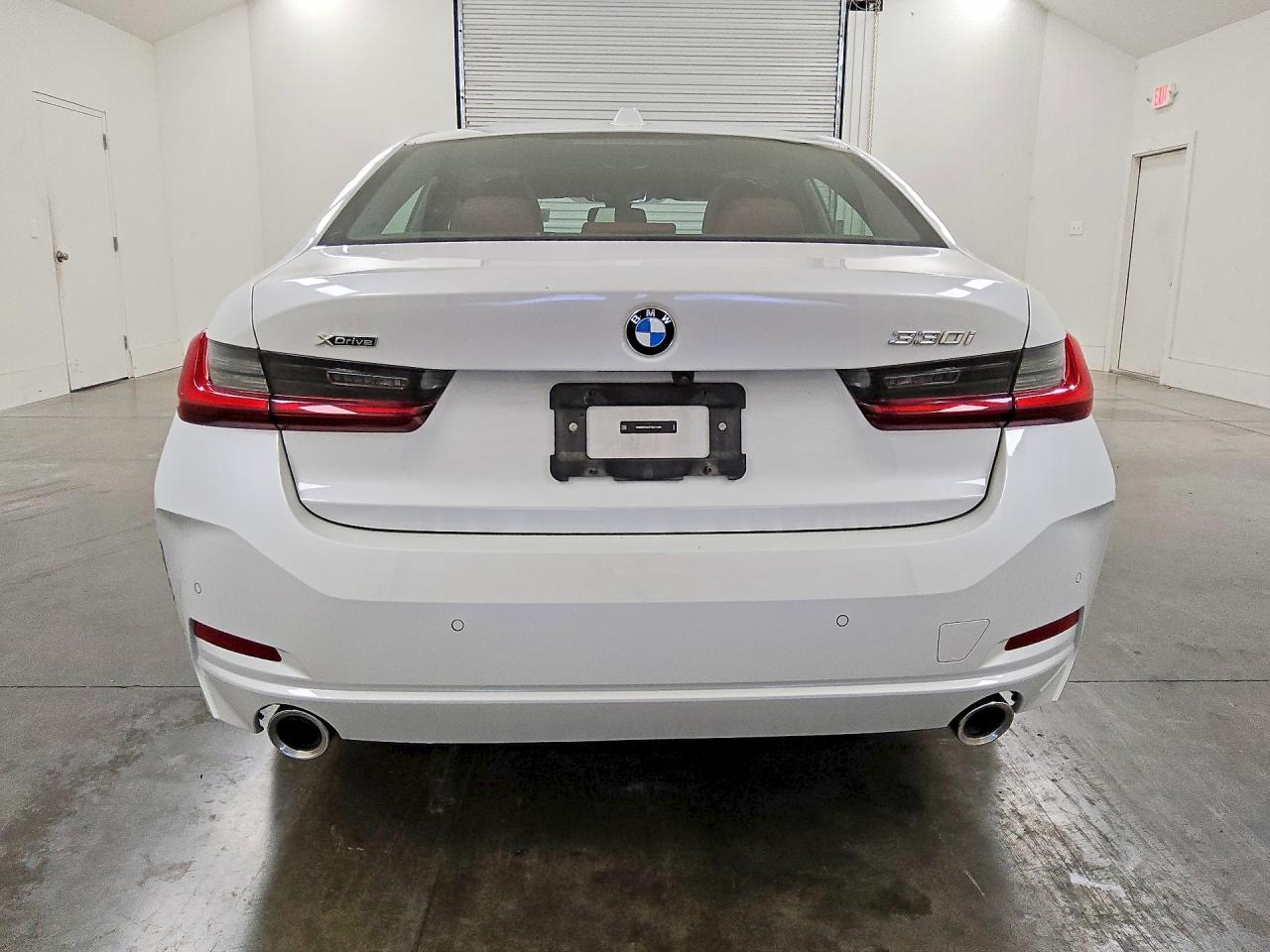 Bmw 330Xi 2026 5