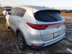 KIA Sportage LX 2021 4