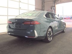 BMW 530i xDrive 2024 3