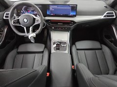 BMW 330i xDrive 2025 7