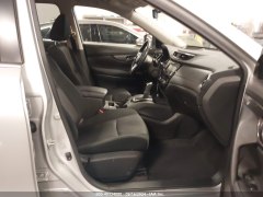 Nissan Rogue SV 2020 6