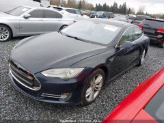 Tesla Model S 85 2012 3