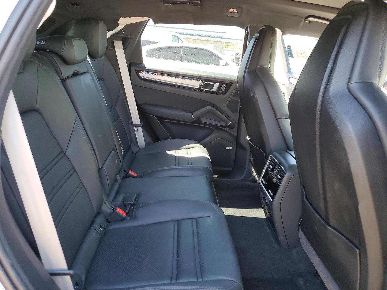 Porsche Cayenne E-Hybrid 2023 10