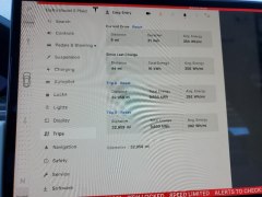 Tesla Model S Plaid 2021 8