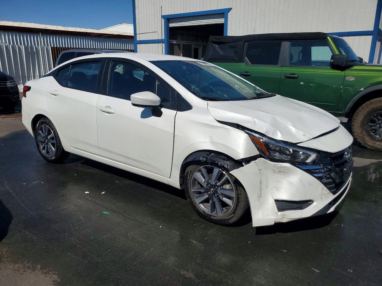 Nissan Versa Sv 2025 3
