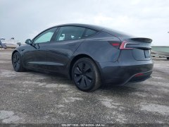 Tesla Model 3 Standart Range 2024 3