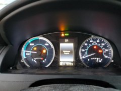 Toyota Camry XLE Hybrid 2016 8