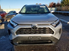 Toyota RAV4 XLE 2022 1