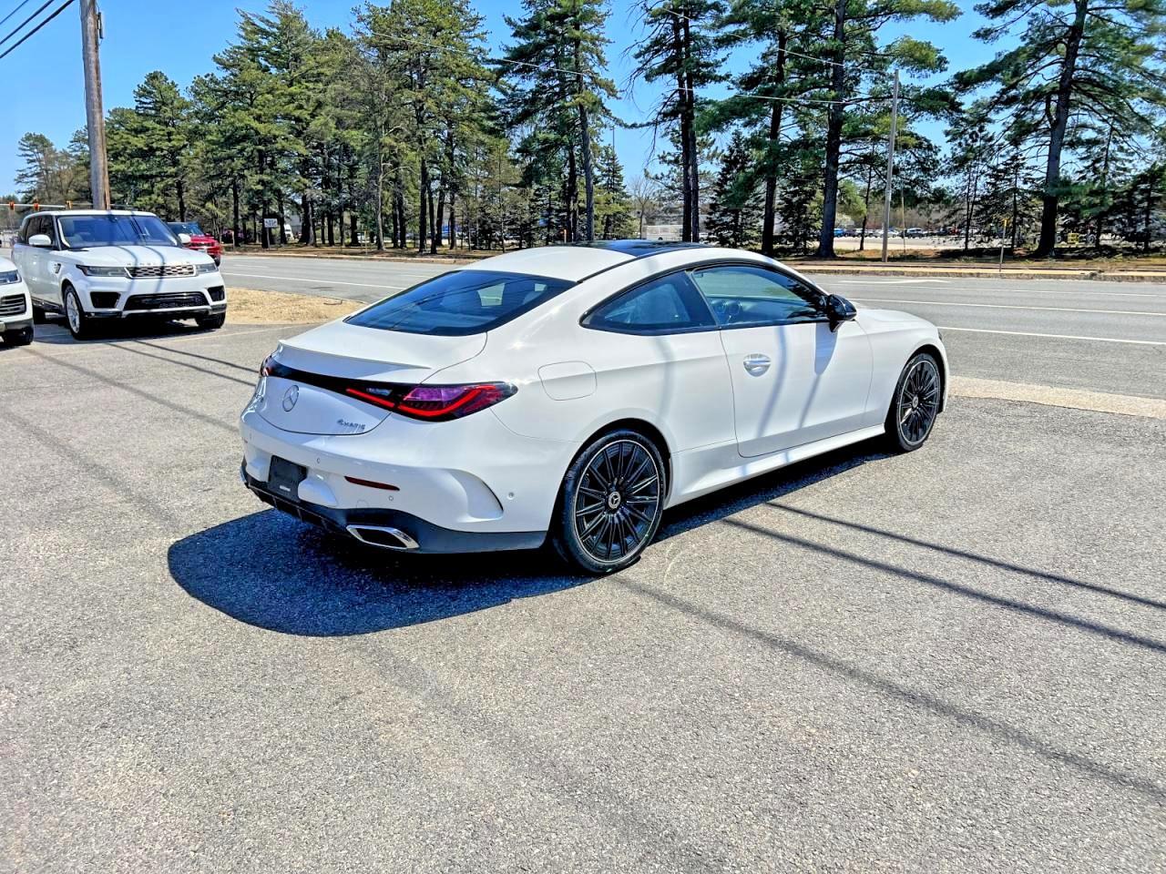 Mercedes-Benz Cle 300 4Matic 2024 3