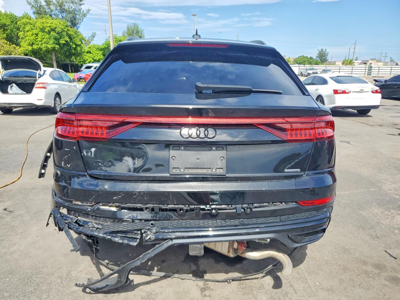 Audi Q8 Premium Plus S-Line 2021 5