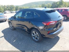 Ford Escape ST-Line 2023 3