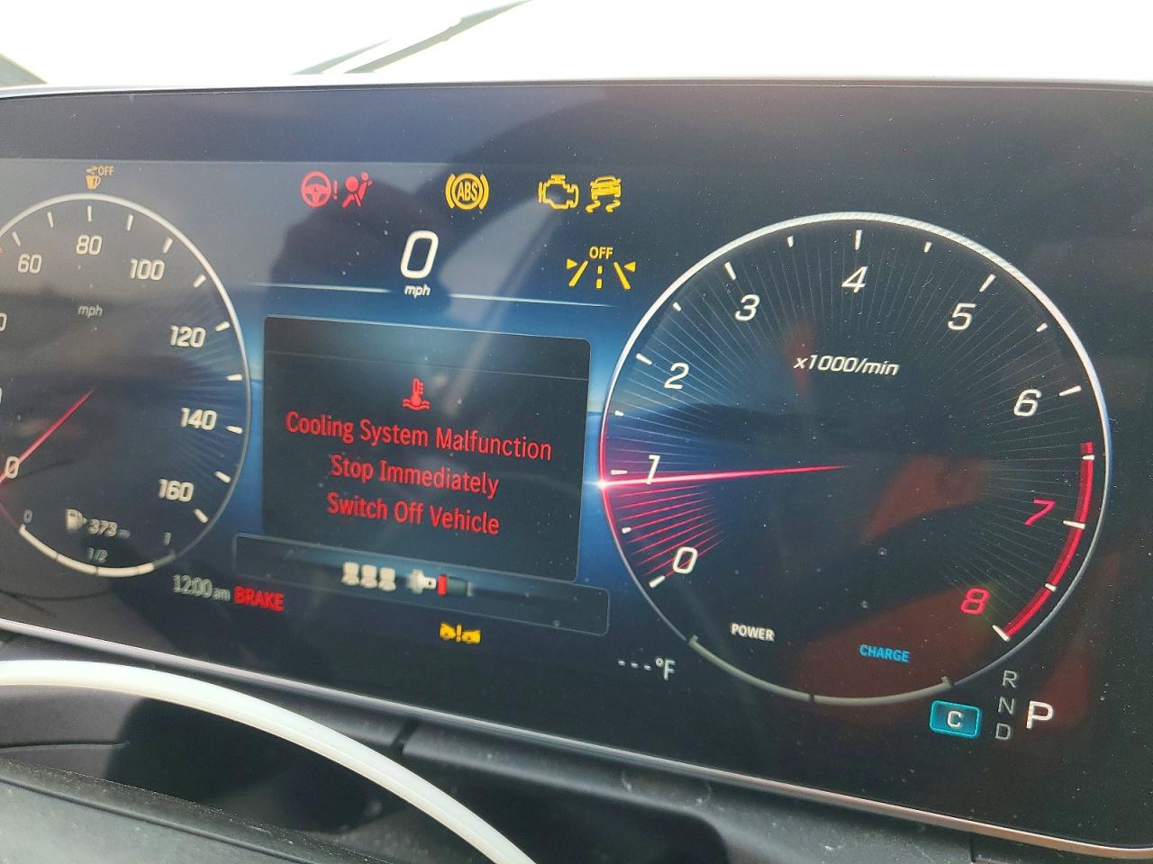 Mercedes-Benz C300 2023 8