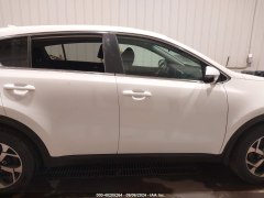 KIA Sportage LX 2020 8