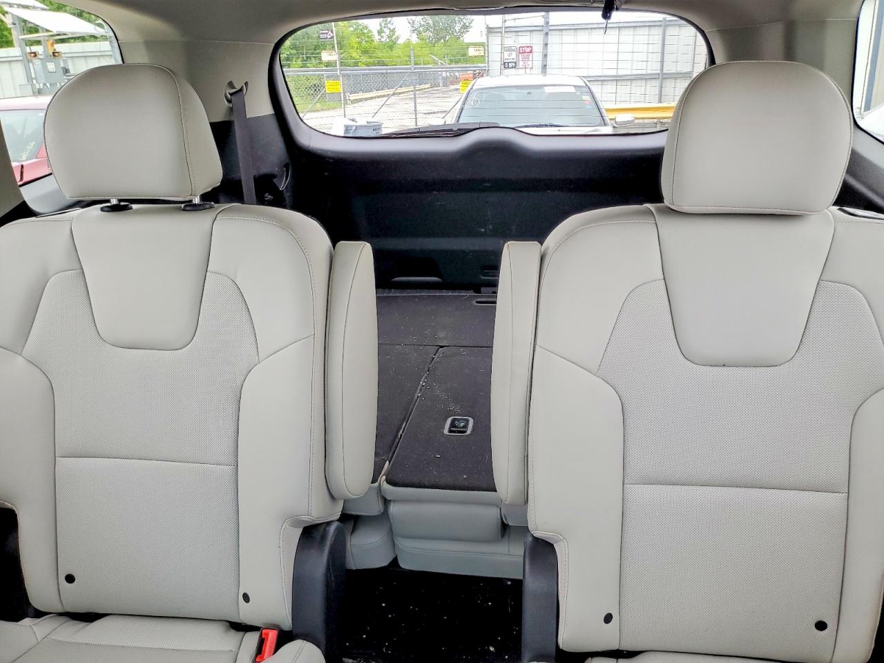 Kia Telluride S 2023 9