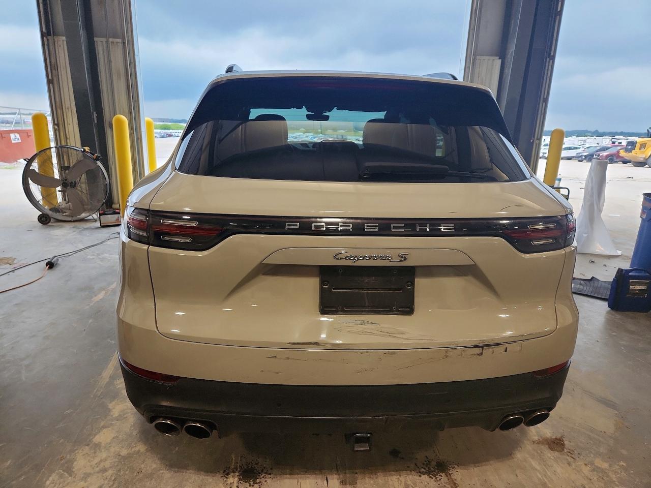 Porsche Cayenne S 2021 5