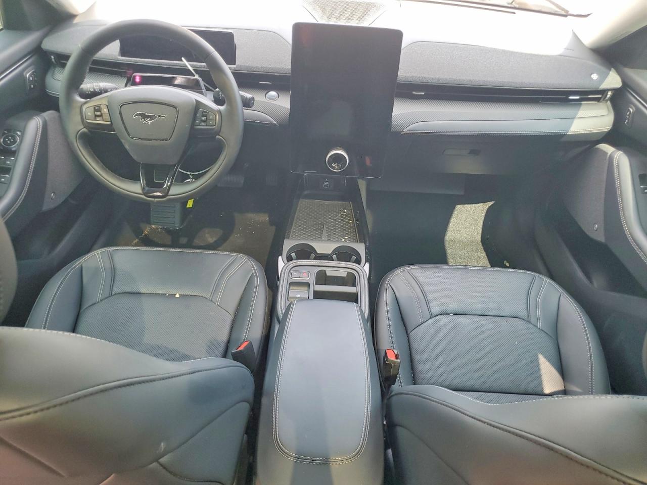 Ford Mustang Mach-E Premium 2025 7