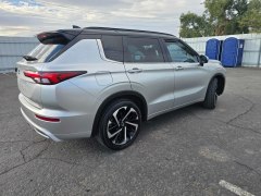 Mitsubishi Outlander SEL 2022 3