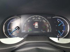 Toyota RAV4 XLE Hybrid 2024 8