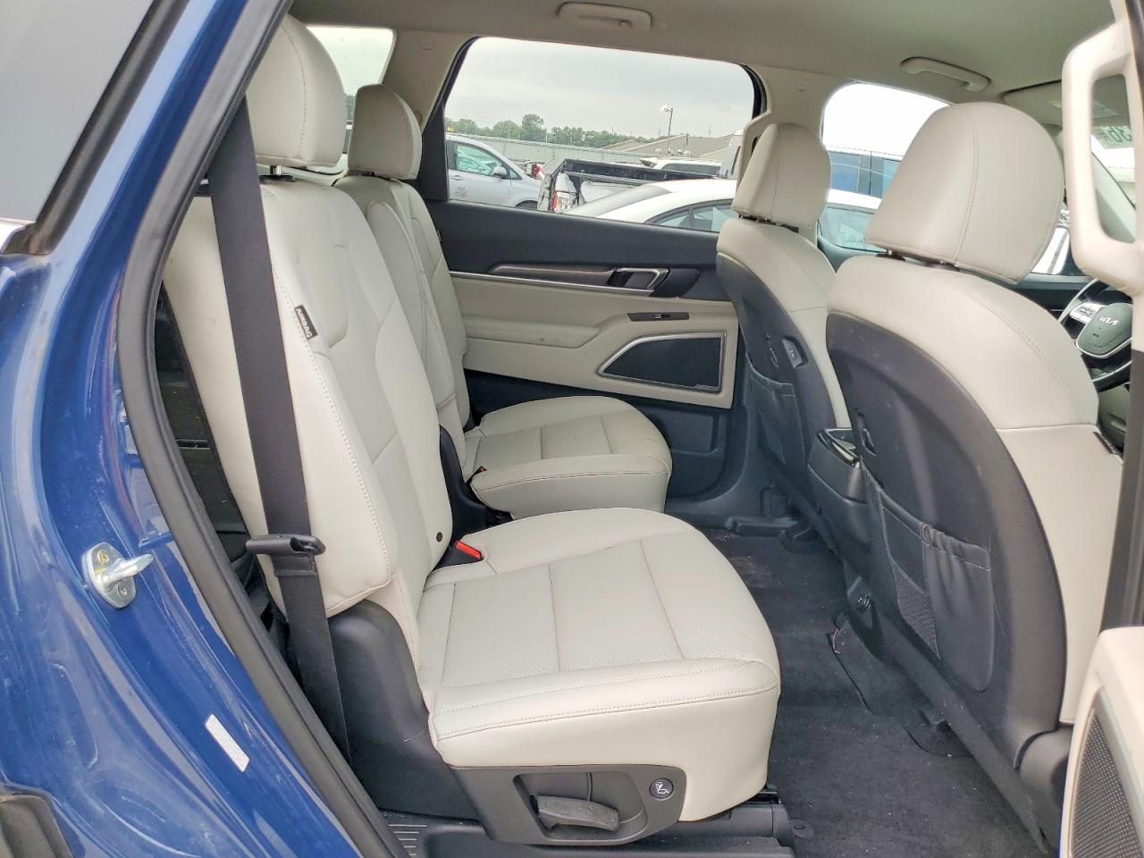 Kia Telluride S 2023 10