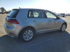 Volkswagen Golf SE 2019 3