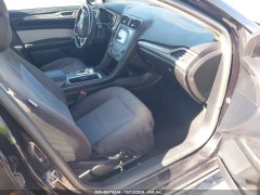 Ford Fusion SE 2019 6