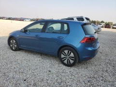 Volkswagen e-Golf SEL 2015 5