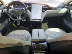 Tesla Model S 60 2014 7