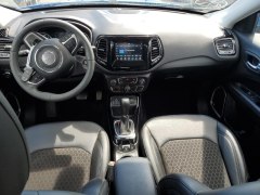 Jeep Compass Latitude 2021 8