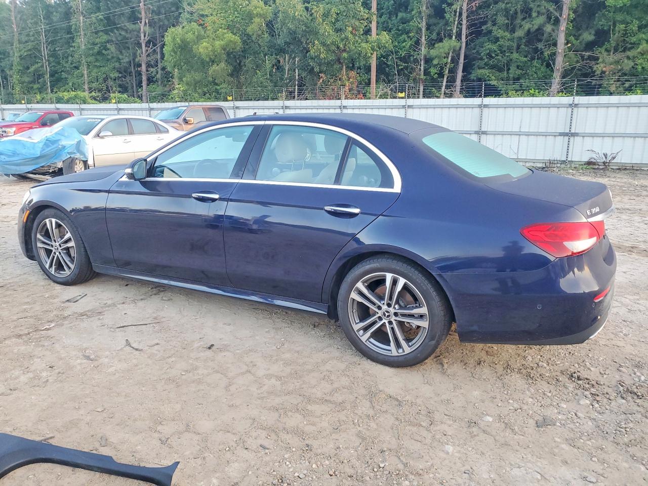 Mercedes-Benz E350 2021 1