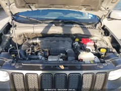 Jeep Renegade Altitude 2022 13