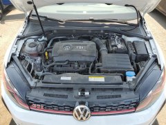 Volkswagen Golf GTI 2021 10