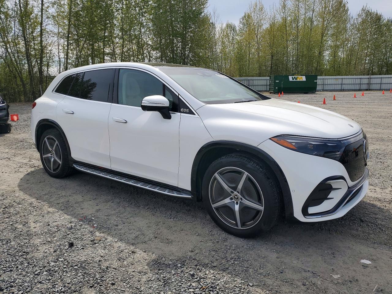 Mercedes-Benz Eqs Suv 580 4Matic 2023 3