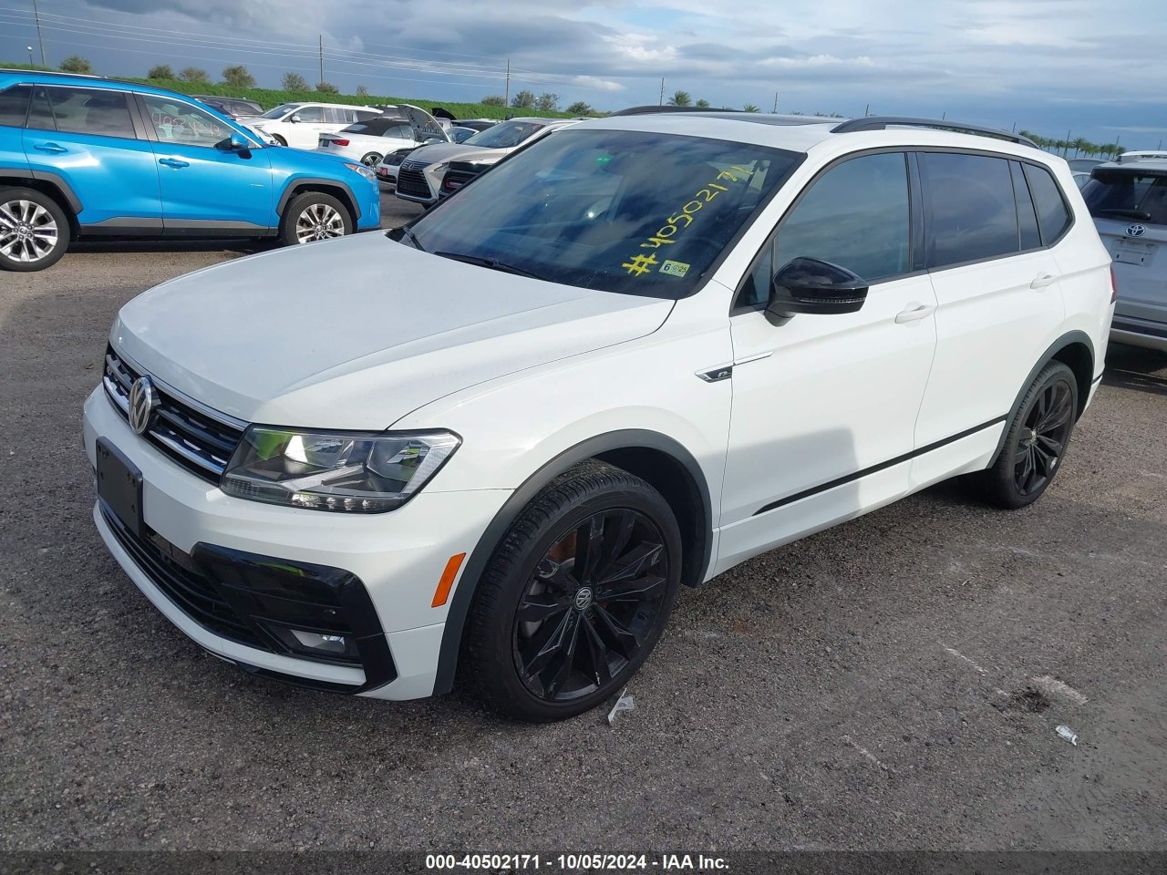 Volkswagen Tiguan SE R-Line 2021 0