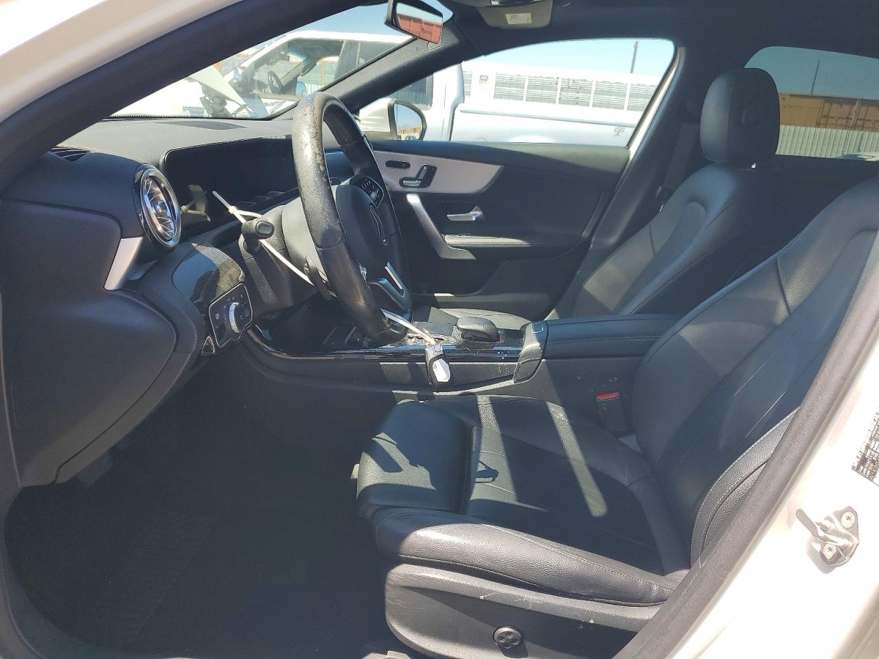 Mercedes-Benz A 220 2021 6