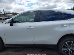 Toyota Venza LE Hybrid 2022 3