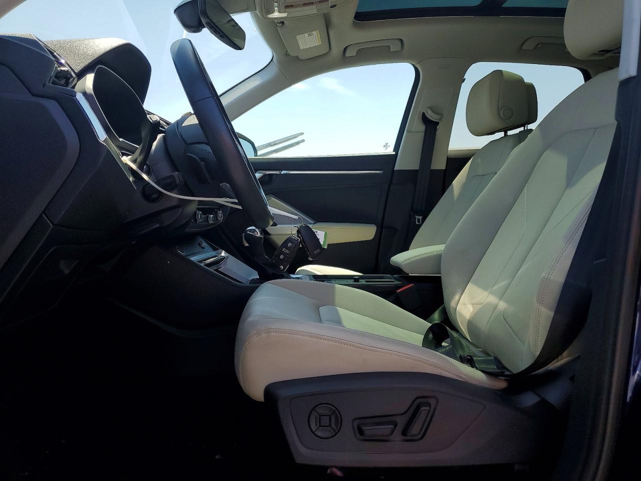 Audi Q3 Premium Plus S Line 45 2024 6