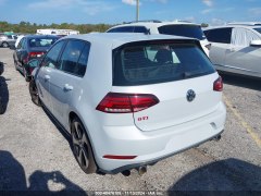 Volkswagen Golf GTI 2019 3