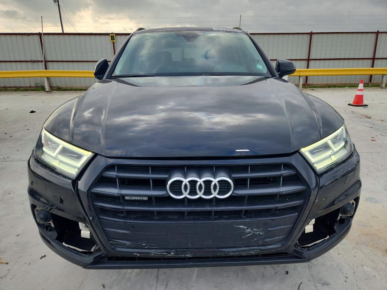 Audi Q5 Premium Plus 2020 4