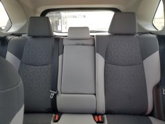 Toyota RAV4 XLE 2021 9