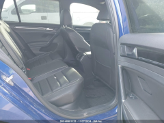 Volkswagen Golf R 2017 8