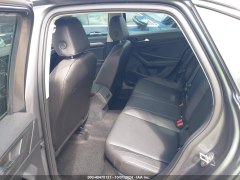 Volkswagen Jetta SE 2019 11