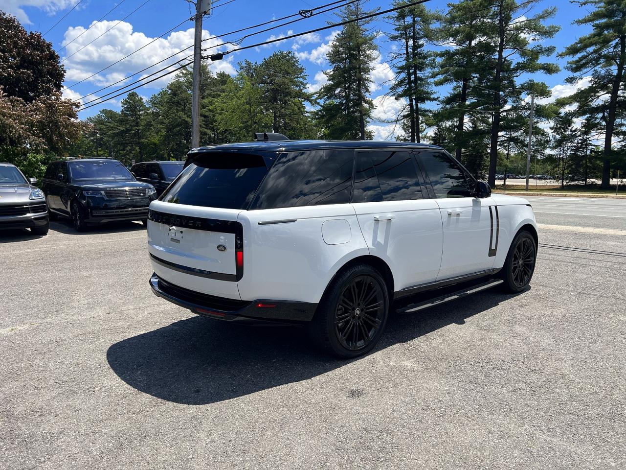 Land Rover Range Rover SE 2023 3