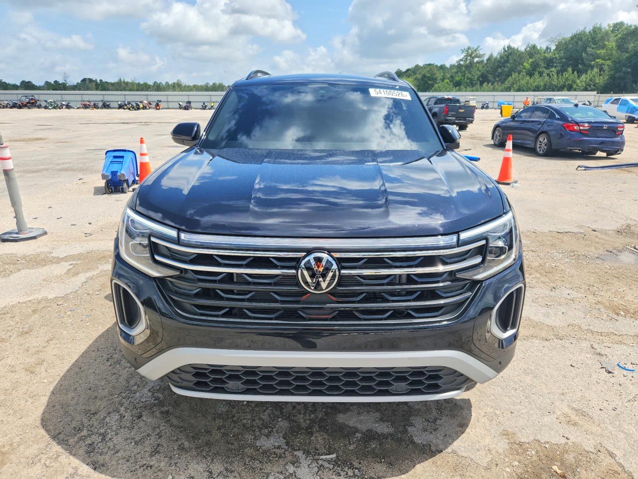 Volkswagen Atlas Peak Edition SE 2025 4